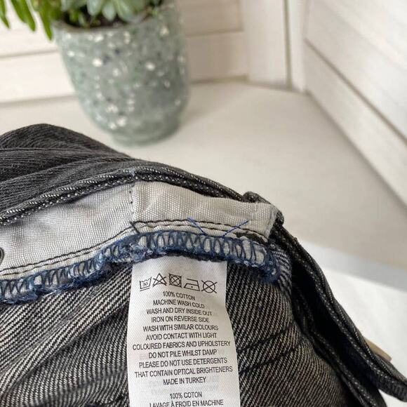 French Connection indi mash up two tone boyfriend jeans - Picture 7 of 7